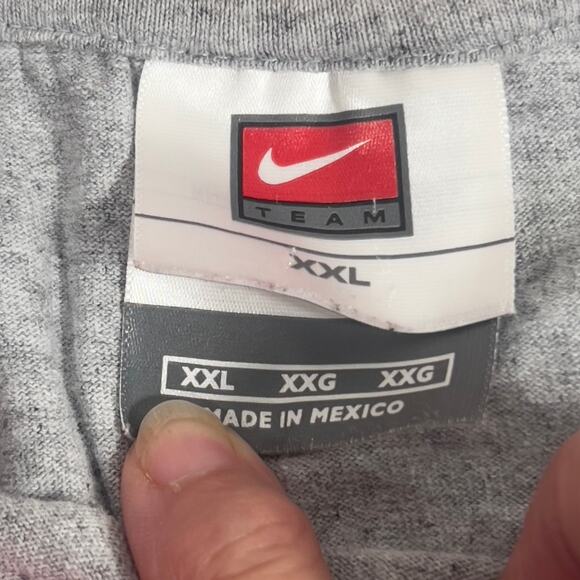 Nike Team Cincinnati Reds XXL Gray/Red Baseball Crew Pullover Sports T-Shirt - Picture 3 of 14